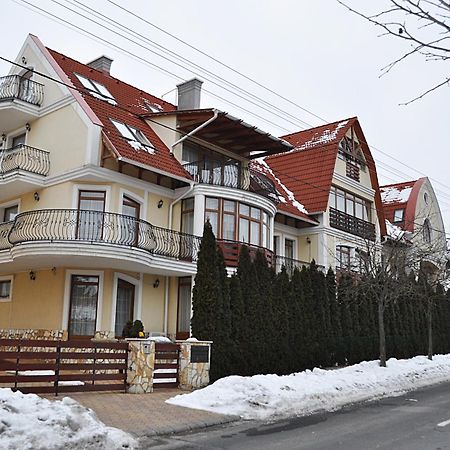 Club Unicum Apartment Heviz Exterior photo